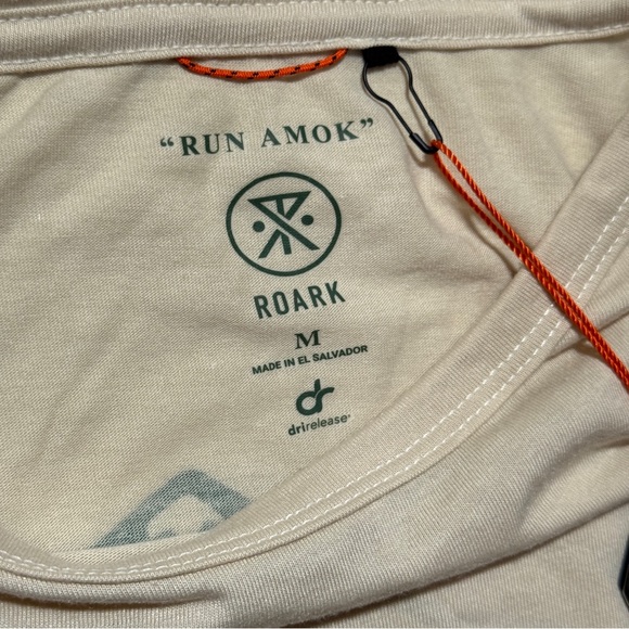 Roark Run Amok Public Lands Mathis Natural Tan T-Shirt Men's Size Medium - Picture 5 of 13
